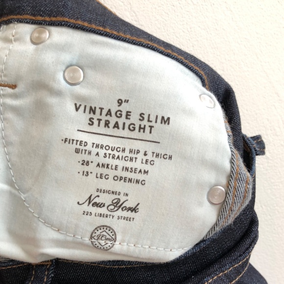 J. Crew Women's Vintage Slim Straight Jeans. Size 24. Great condition, like new - Picture 8 of 13